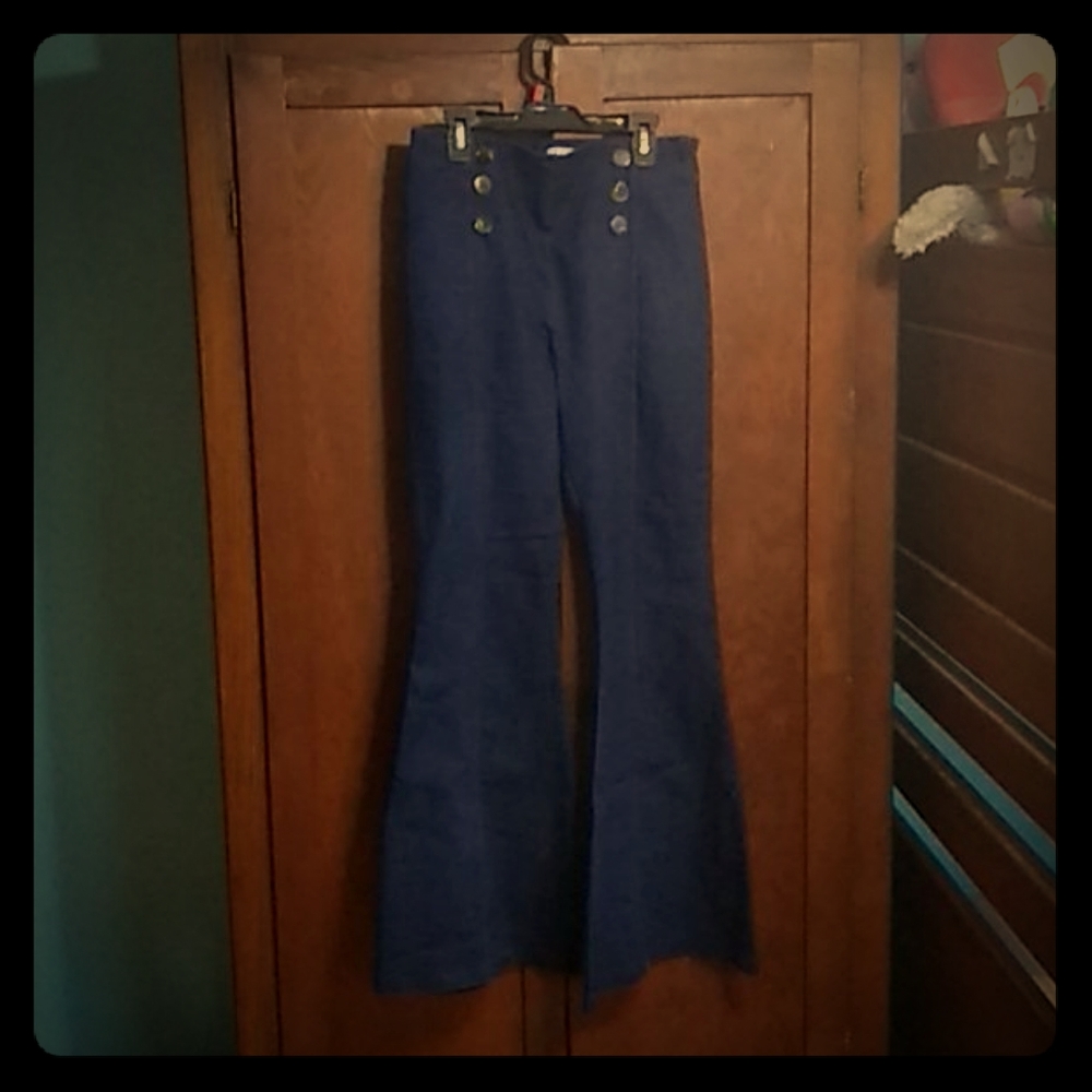 TCEC medium bell bottom jeans